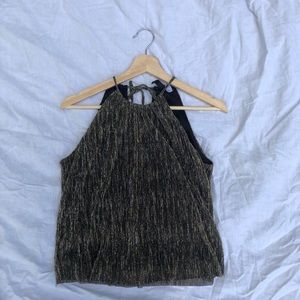 Cute shinny top worn twice